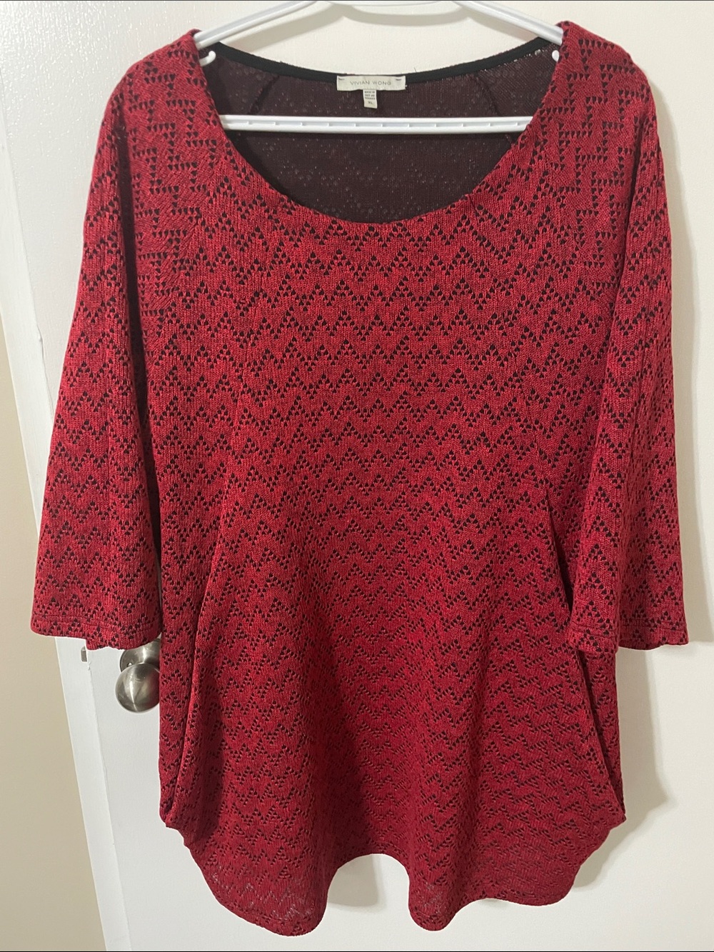 Vivian Wong Red/Black Scoop-Neck Tunic Top Size XL
